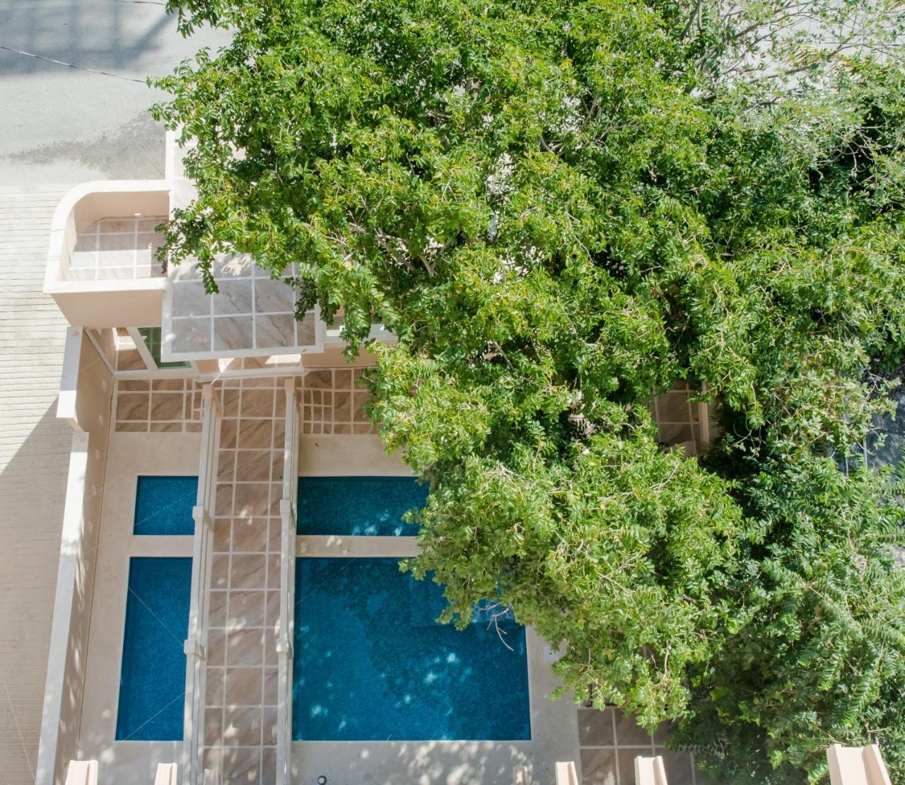 Casa Leo Aparthotel Playa del Carmen Exterior photo